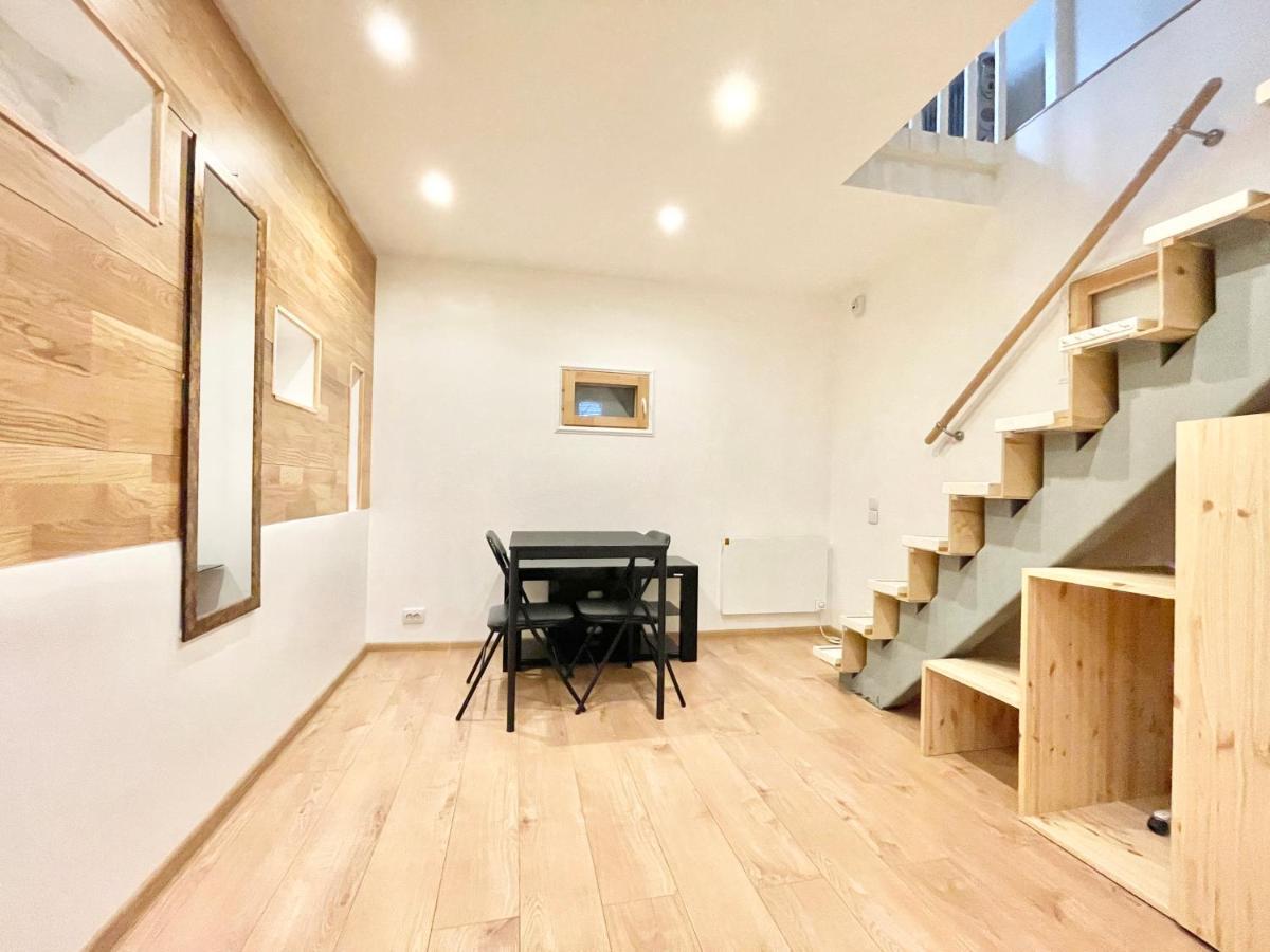 Cosy Studio In Historical Building. City Center Apartment ทาลลินน์ ภายนอก รูปภาพ